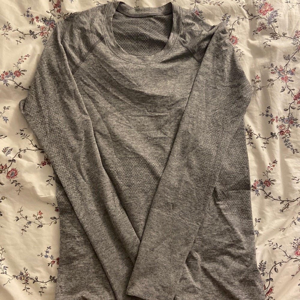 Swiftly Tech Long-Sleeve Shirt 2.0 - Stale/white